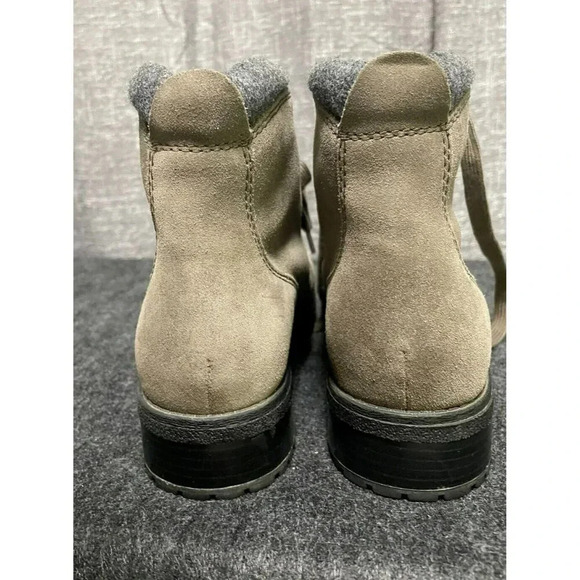 CLARKS "Faralyn Alpha" Womens Ankle Boots 7.5 Taupe Suede, Casual, Comfort Lace - Picture 11 of 11